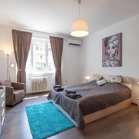 ⋇ 1br Emmily @ Vitosha Blvd ⋇ *