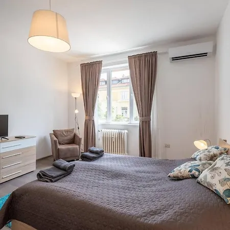 Apartment ⋇ 1br Emmily @ Vitosha Blvd ⋇ Sofia
